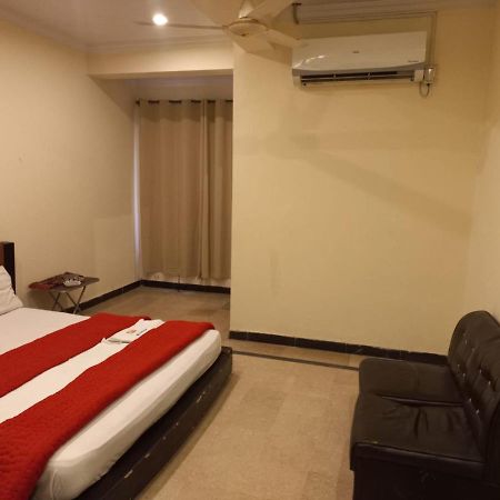 Hotel Tulip Inn 라왈핀디 외부 사진